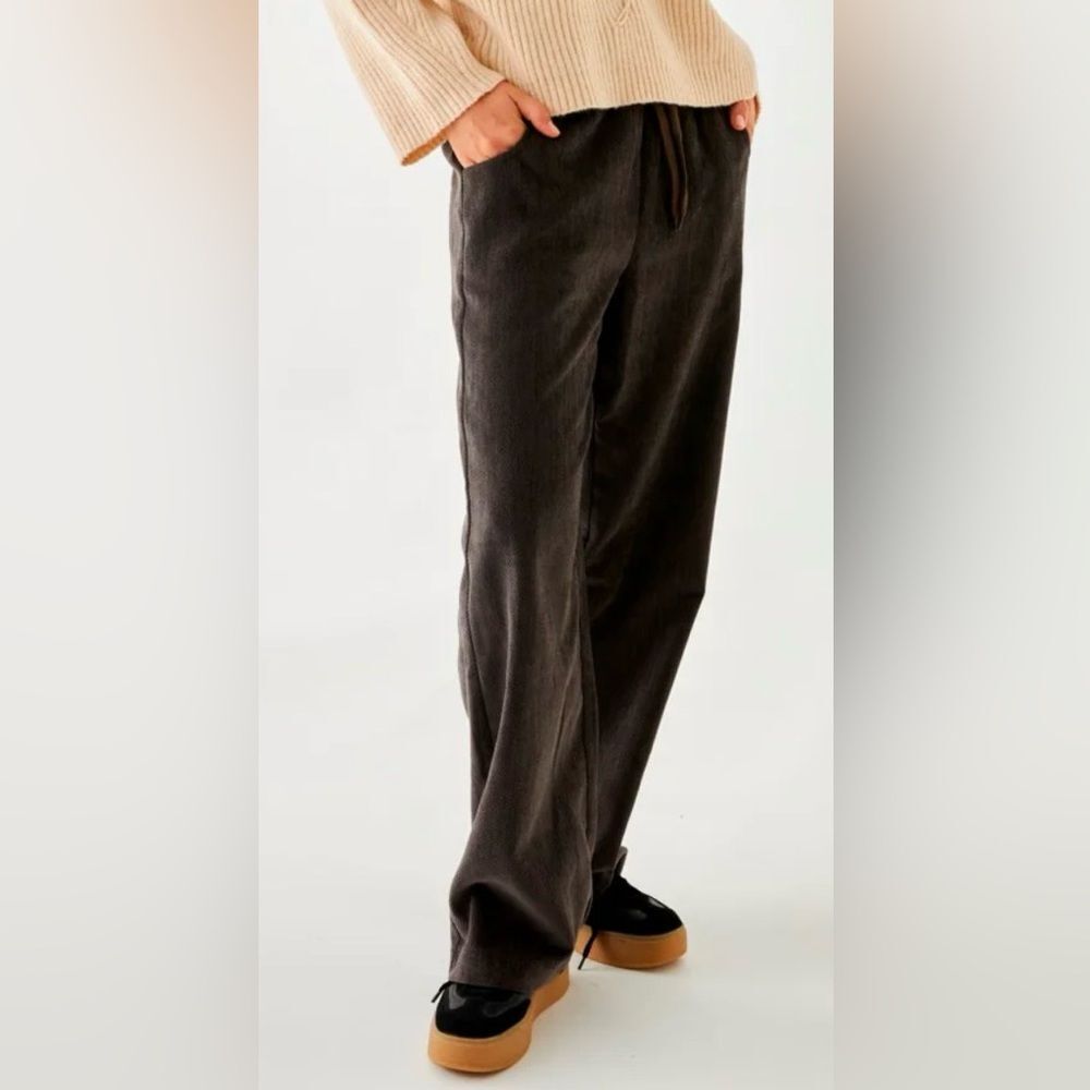 NWT NKN Nekane Gray Jogging Pants - EU42|US 10-12 - $150 MSRP